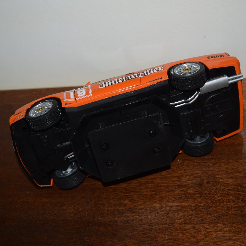 SOLIDO 1:18 BMW M3 E30 DTM 1992 JAGERMEISTER #19 HAHNE Racing Car Model + Box - Picture 8 of 8
